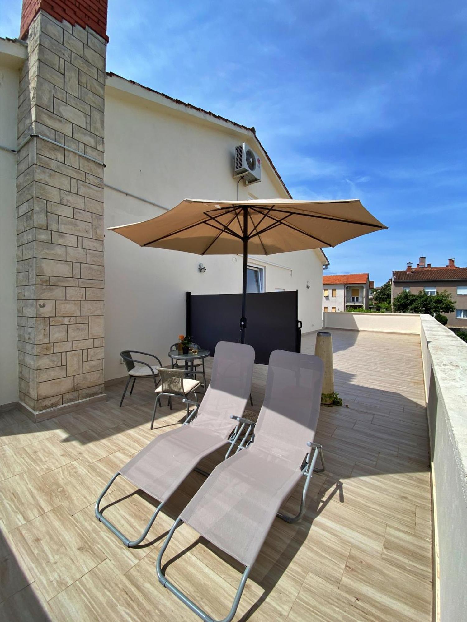 Apartments Jozephine Pula Exterior foto